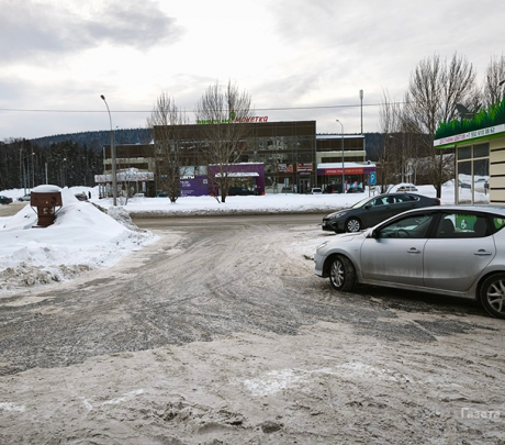 На улице Корнилова планируют изменить схему движения