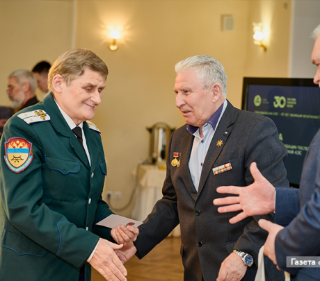 Чернобыльцам — ветеранам УЭХК вручили памятные медали