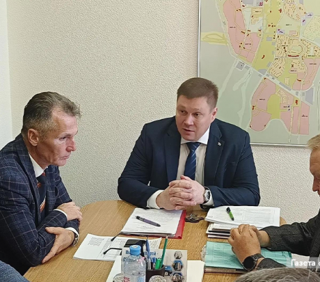 Глава округа Вячеслав Тюменцев подверг жесткой критике ситуацию с подключением к отоплению в Новоуральске