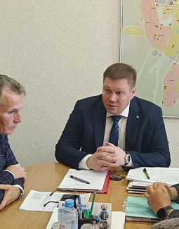 Глава округа Вячеслав Тюменцев подверг жесткой критике ситуацию с подключением к отоплению в Новоуральске
